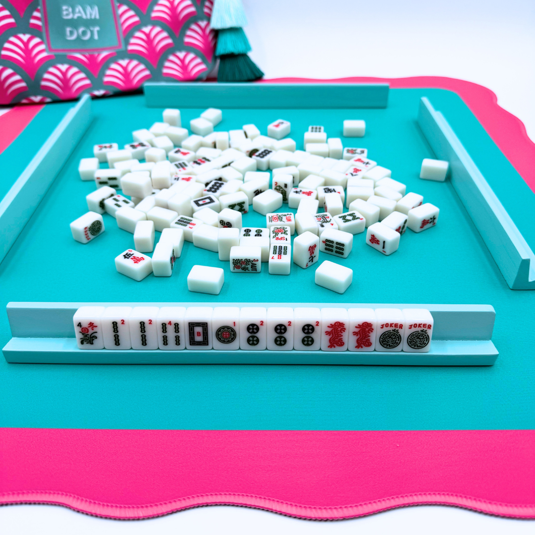 Mini Mahjong Mat Green Center with Pink Scalloped Edge