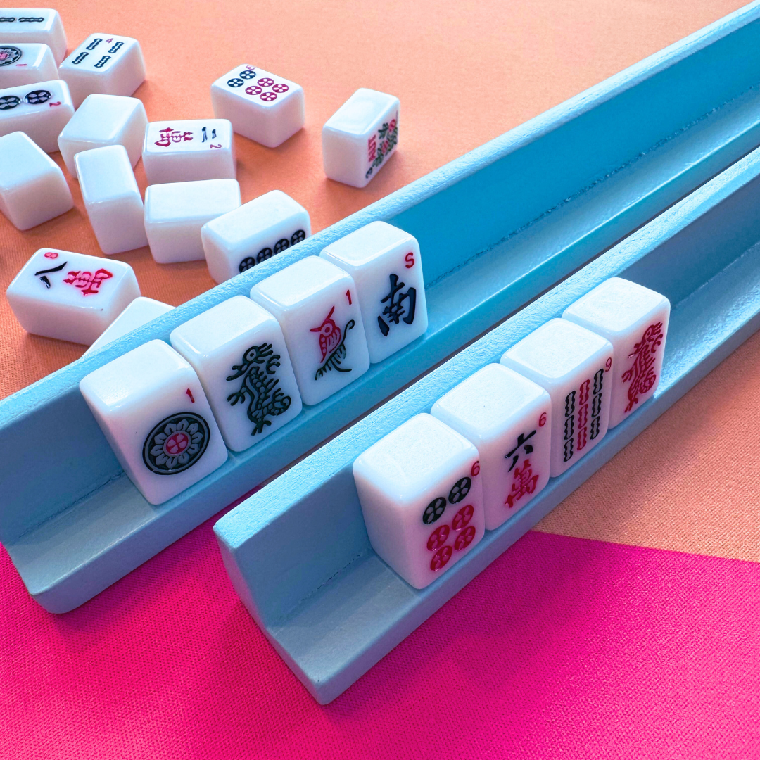 Mini Mahjong Mat Green Center with Pink Scalloped Edge