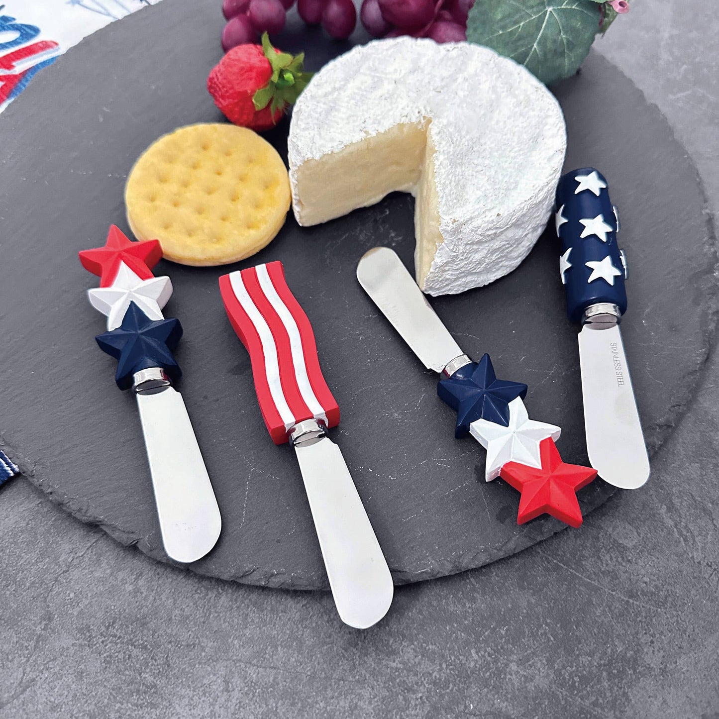 American Flag Polyresin Cheese Spreader Set